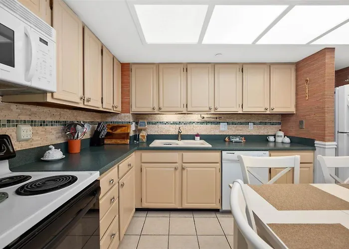 Ferienhaus Beautiful 2 Bedroom Century I With I/d Pool