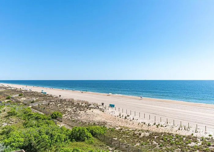 Ferienhaus Beautiful 2 Bedroom Century I With I/d Pool Ocean Stadt