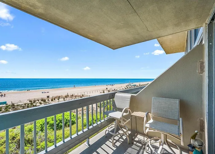 Beautiful 2 Bedroom Century I With I/d Pool *